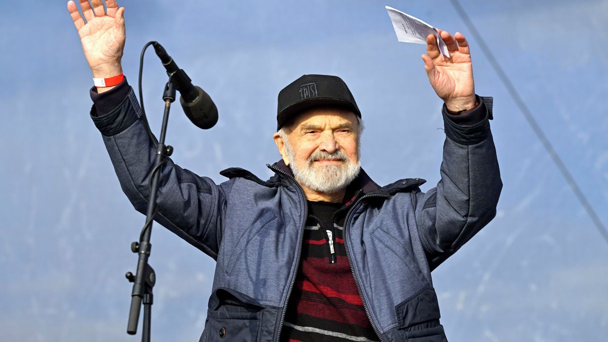 FOTO: Zdeněk Svěrák. Dobrý člověk slaví 90